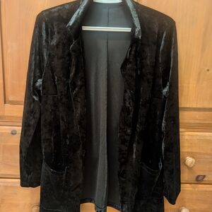 Elegant Black Velvet Women's Jacket
